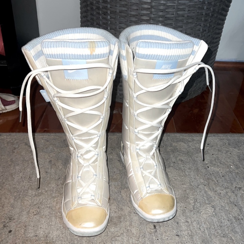 Nike boots , head turners for sure . Customer order 6.5 womens